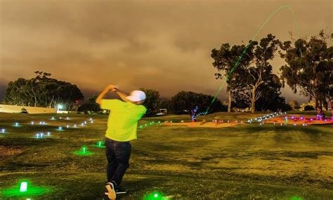 Play Glow-In-The-Dark Golf At The Loma Club This Weekend