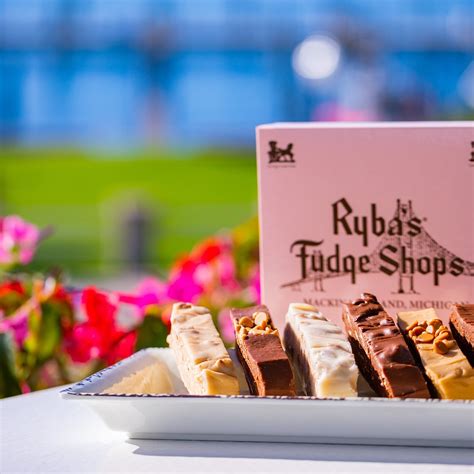 RYBA'S FUDGE SHOPS (Mackinac Island) - All You Need to Know BEFORE You Go