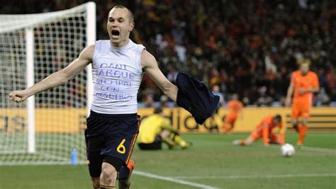 Football Wallpapers: Iniesta Wallpapers