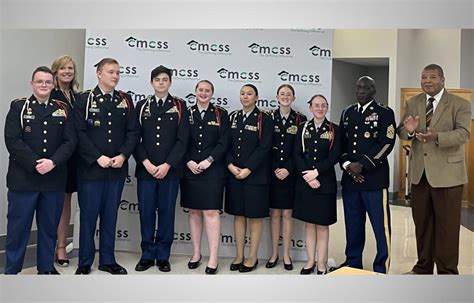 MCHS JROTC Drill Team earns Point of Pride recognition - ClarksvilleNow.com