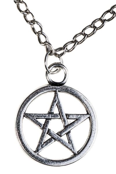 Cerridwen Pentagram Necklace – Darkstorm