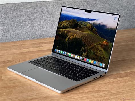 Apple MacBook Pro 14 2023 M3 Review - The base model now comes without ...