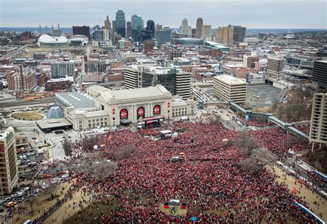 Photos: Kansas City Super Bowl parade 2023 | KCUR - Kansas City news ...