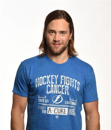 Victor Hedman / Tampa Bay Lightning #HockeyFightsCancer | Tampa bay lightning hockey, Lightning ...