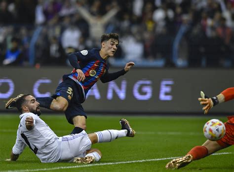 Gavi dominates Madrid as Barca shelf Spanish Super Cup title | Daily Sabah