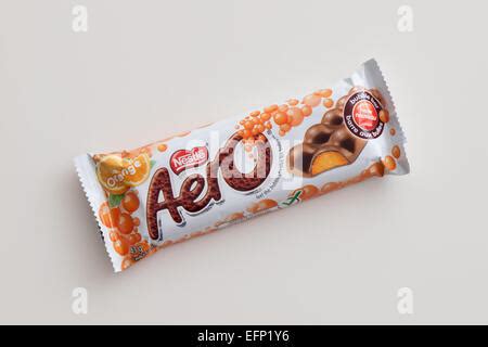 Orange Aero chocolate bar Stock Photo - Alamy