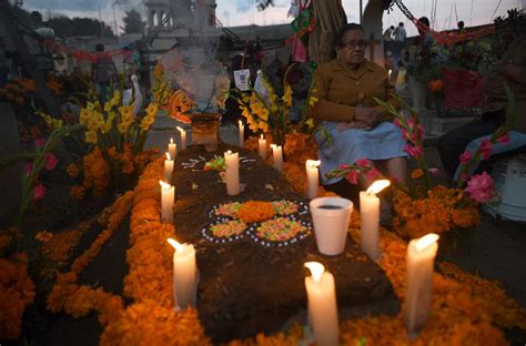 Fe, tradición y cultura: Así es el "Día de los muertos" en México ...