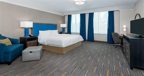 Hotels in Downtown Buffalo - Hampton Inn & Suites Downtown Buffalo NY