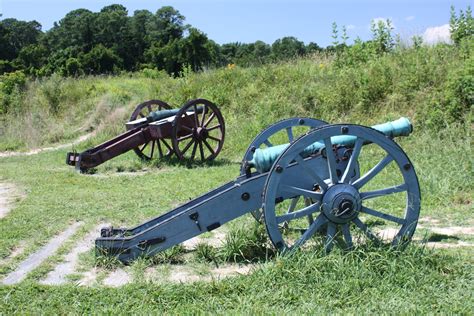 Visit Yorktown Battlefield - Travel Trail Sail