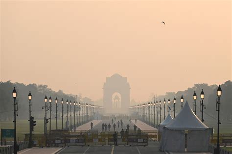 World’s Dirtiest Air Makes Delhi Push People to Work From Home - Governors' Wind Energy Coalition