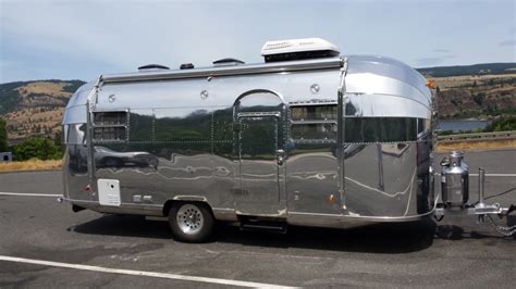 Custom commercial airstream trailer - Silver bullet trailer inc.