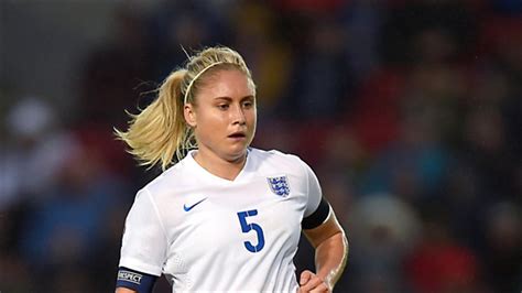 Captain Steph Houghton nets fine free-kick as England Women beat Spain - Eurosport