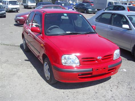 2000 Nissan March specs