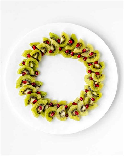 Christmas Fruit Wreath - Healthy Kids Recipes