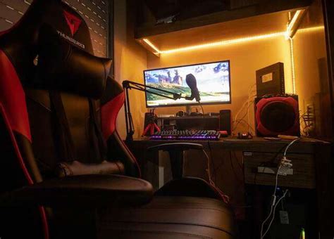 Most Comfortable Emerge Vortex Gaming Chair Review