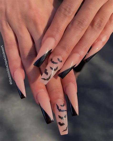 23 Most Beautiful Halloween Acrylic Nails – StayGlam