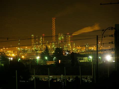 Hellenic Petroleum Aspropyrgos Refinery Photo from Diilistiria in Athens | Greece.com