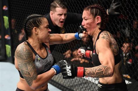 UFC 232 Nunes VS Cyborg; Amanda Nunes KOs Cris Cyborg and becomes the first woman to win UFC ...