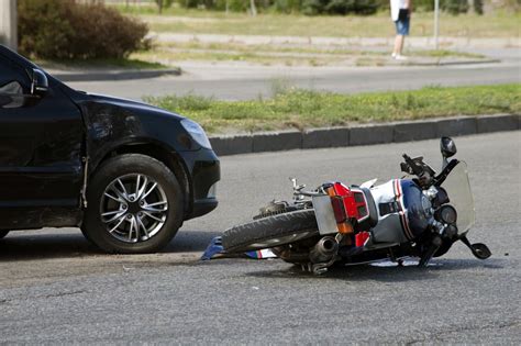 How Do Helmet Laws Impact Fault in a Motorcycle Accident?