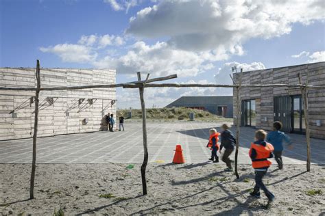 Nature Center Amager Beach / JJW Arkitekter | ArchDaily