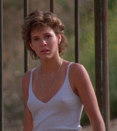 Kristy McNichol as Julie Sawyer in White Dog | Kristy mcnichol, Pretty celebrities, Braless babes