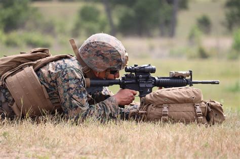 2/24 Marines discuss 2022 training time at Fort McCoy; laud post staff ...