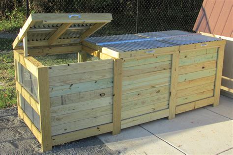 LoriBees Garden: Rat Update and a Compost Bin Retrofit