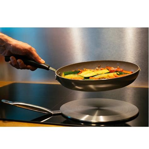 5 Must Have Induction Cooktop Accessories for Your Kitchen