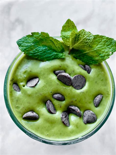 Vegan Mint Chocolate Chip Protein Smoothie