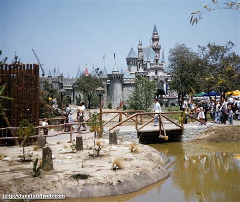 Daveland Disneyland Castle Photos