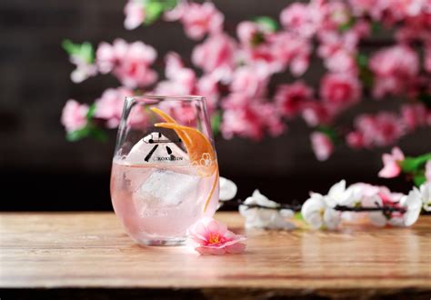 Recipe: Two Spring-Inspired Japanese Gin Cocktails