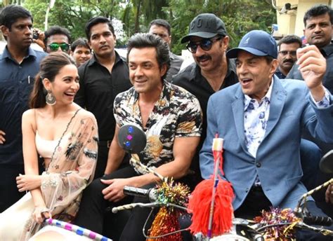 Kriti Kharbanda pens a heartfelt note for Dharmendra, Sunny Deol, Bobby ...