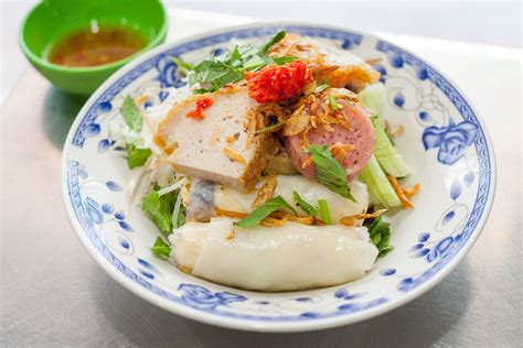 Banh Cuon, Chee Cheong Fun and Pork Intestine Rice Rolls: A Sprawling Family Tree - Saigoneer ...