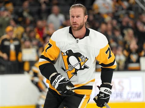 Pittsburgh Penguins Forward Not Setting Expectations for Himself - The ...