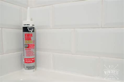 How To Re-Caulk Your Bathtub (The Right Way) - DIY Huntress | Bathtub, Refinish bathtub, Bathtub ...