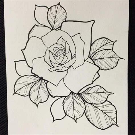 Pin de Grusom Tattoos em Tattoo ideas | Esboço de rosa, Desenhos para tatuagem, Desenhos de flor ...