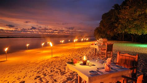 1920x1080 Resolution Dining on the Beach at Night in the Maldives Ocean 1080P Laptop Full HD ...