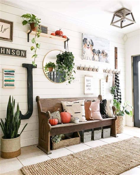 31 Cozy And Inviting Farmhouse Entryway Decorating Ideas | Kendin yap ev dekorasyonu, Çiftlik ...