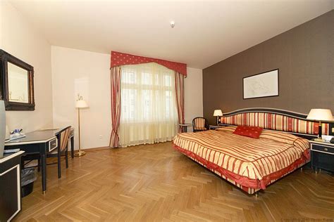 Hotel Elysee in Prague