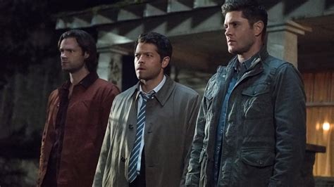 Put These Dreamy Supernatural Season 15 Cast Portraits In a Museum - TV ...