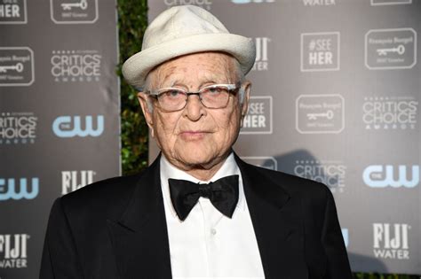 Who is the oldest living actor? 20 elderly actors still active today - YEN.COM.GH