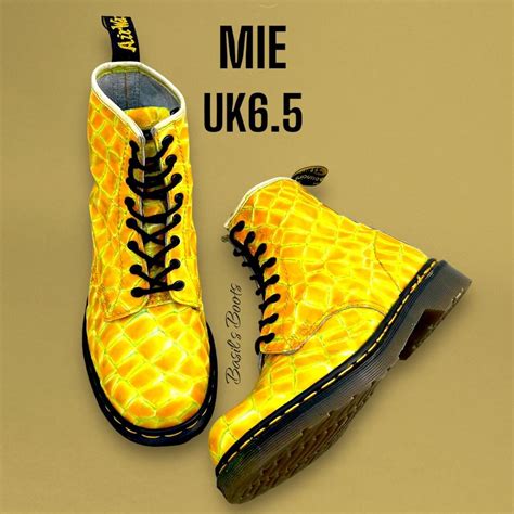 Dr. Martens Women's Yellow and Blue Boots | Depop