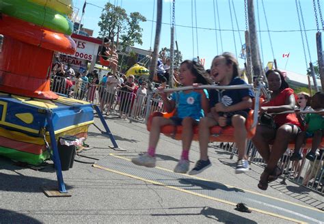 Tips To Navigate the CNE With Small Kids - UrbanMoms