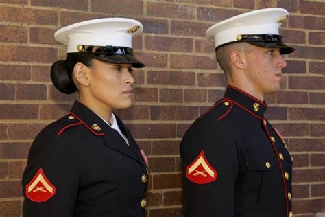 Why Changing The Female Marine Corps Uniform Is A Mistake - Task & Purpose