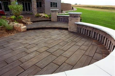 35+ Awesome Wood Stamped Concretes Design | Stamped concrete patio ...