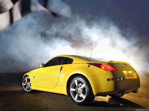 Nissan Z350 wallpaper