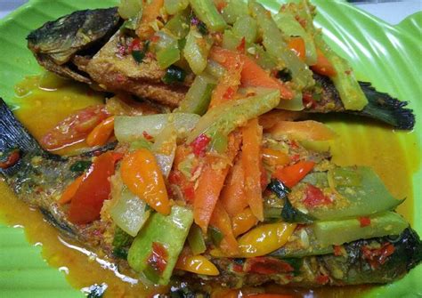 Resep Ikan Mas Acar Kuning oleh Yan Pramitha Ahadyah Putri - Cookpad