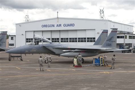 Oregon Air National Guard to conduct night F-15 training over Portland next week - oregonlive.com