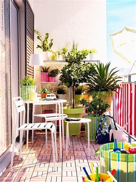 33 Apartment Balcony Garden Ideas That You Will Love | Gardenoid