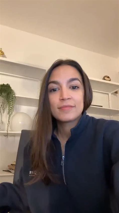 AOC -- Gorgeous, adorable and funny : r/ladyladyboners